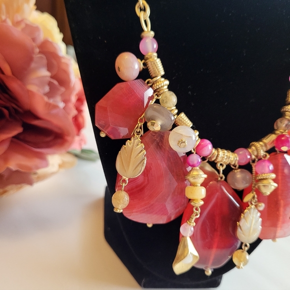 Chico's Necklace Pink Glass Slab Mother Of Pearl Goldtone Statement Jewelry 18" - Picture 5 of 12